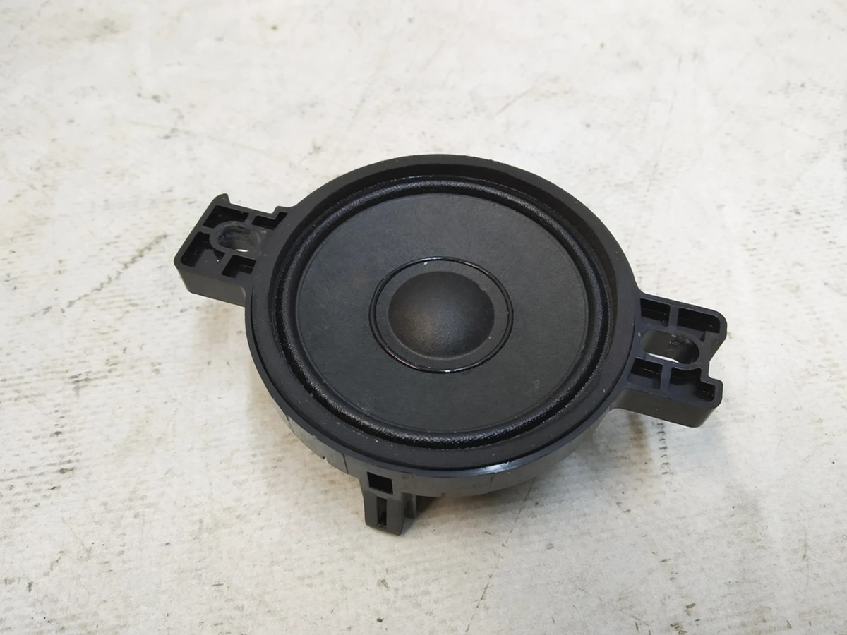 Динамік передньої панелі (торпедо) нижній Audi Q7 4M0035454A