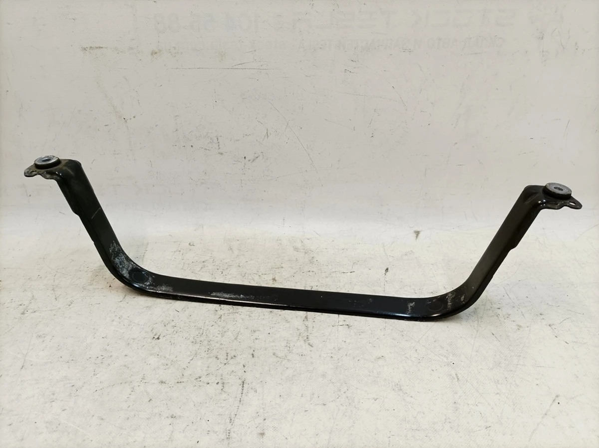 Clamp fastening fuel tank middle damaged Audi Q7 4M0201392F