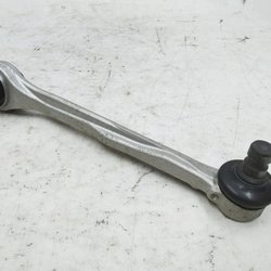 Рычаг левый передний верхний с сайлентблоком Audi E-tron 4M0407505C