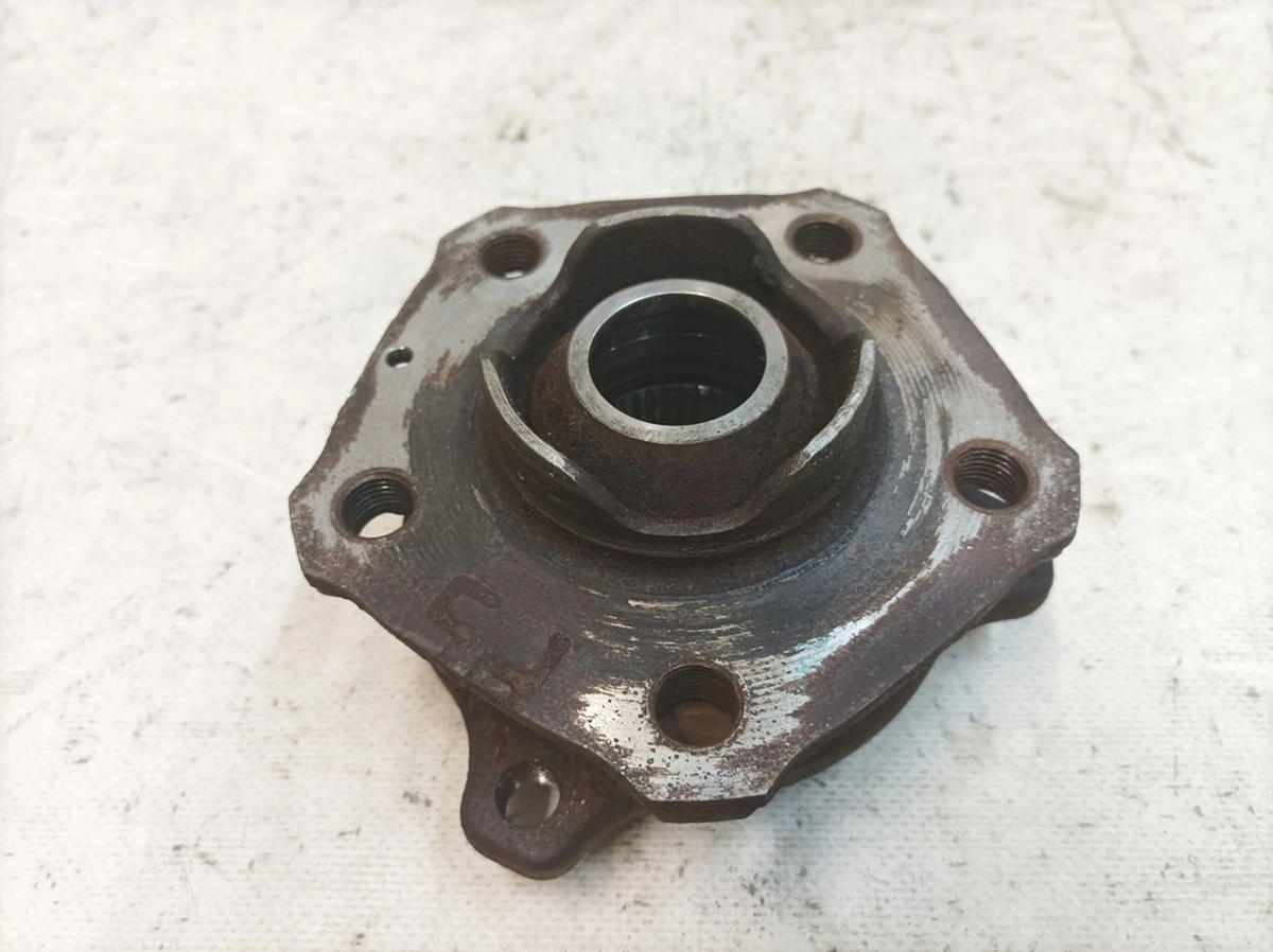 Ступица задняя с подшипником в сборе 29,33 (5KL) Audi Q7 4M0407607