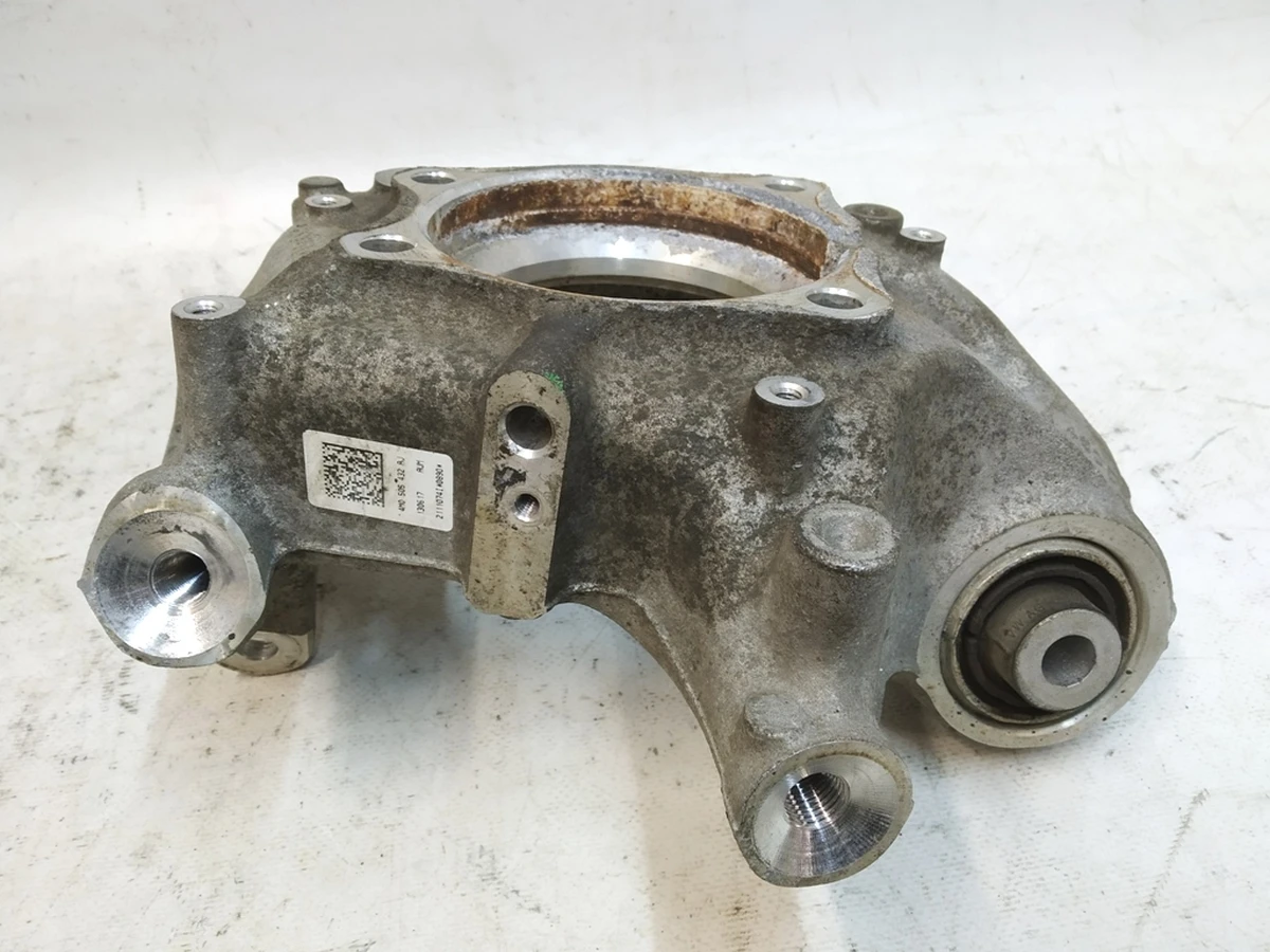 Кулак поворотный задний правый 107мм Audi Q7 4M0505432AJ