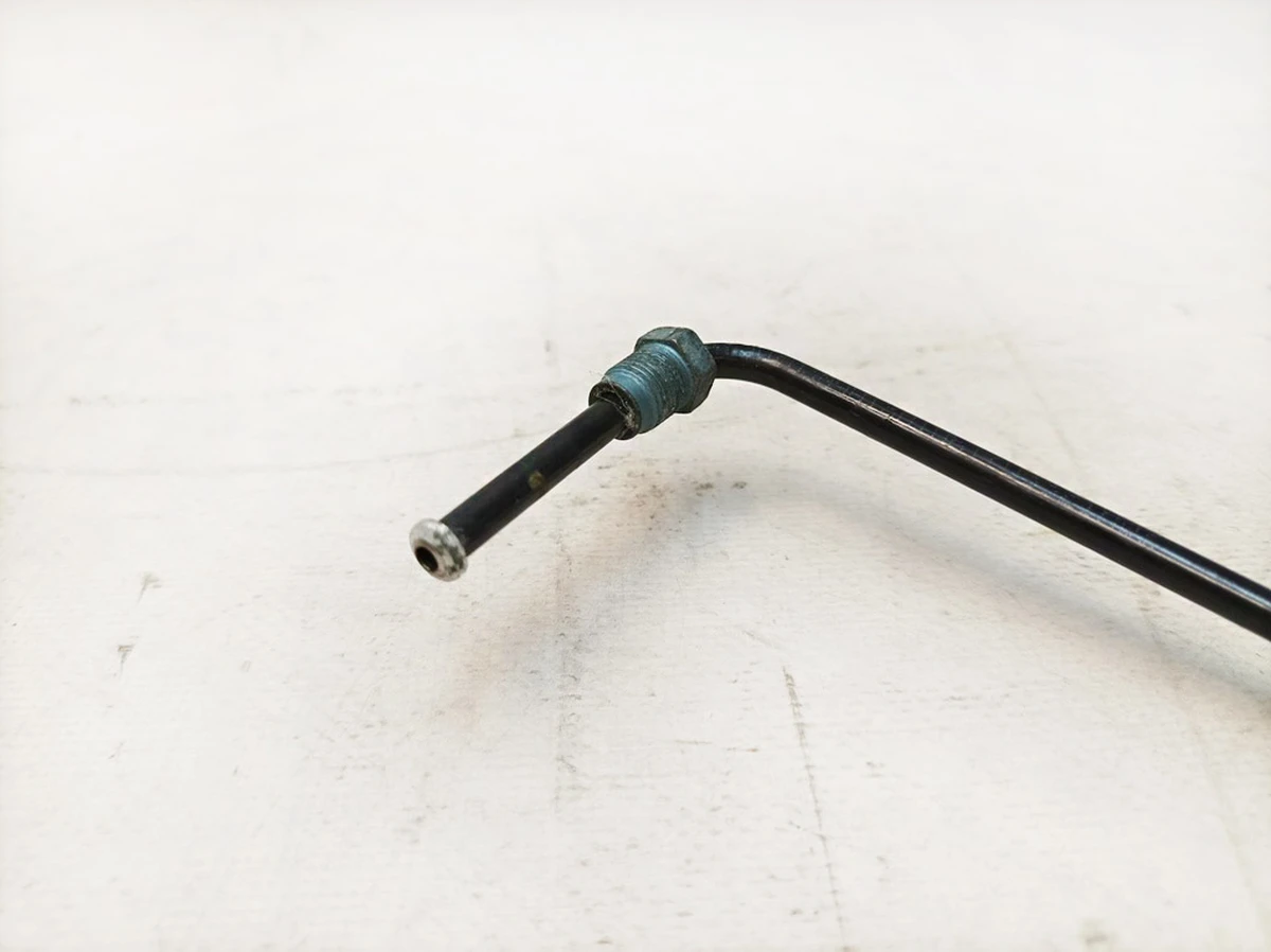 Трубка гальмівна від гідравлічної системи до гальмівного шлангу передня ліва Audi Q7 4M0614723E