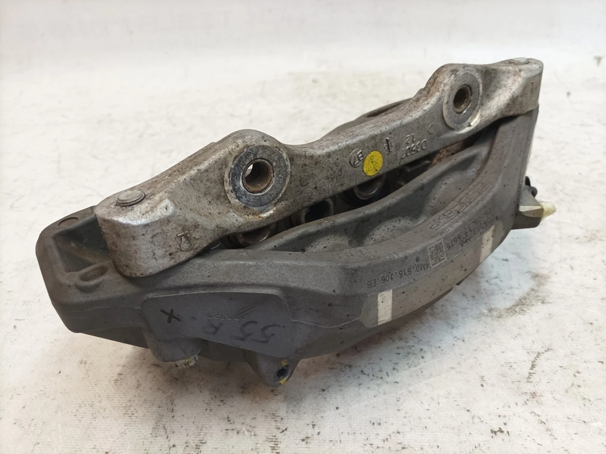 Caliper fixed front right without brake pads with damage Audi Q7 4M0615108H