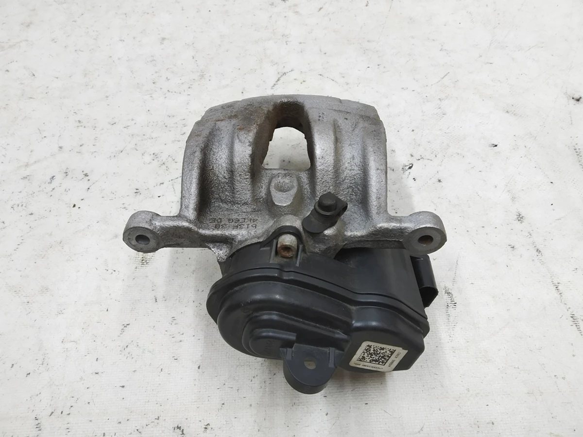 Супорт гальмівний задній правий з електродвигуном, що виконує, без колодок Audi E-tron 4M0615404A