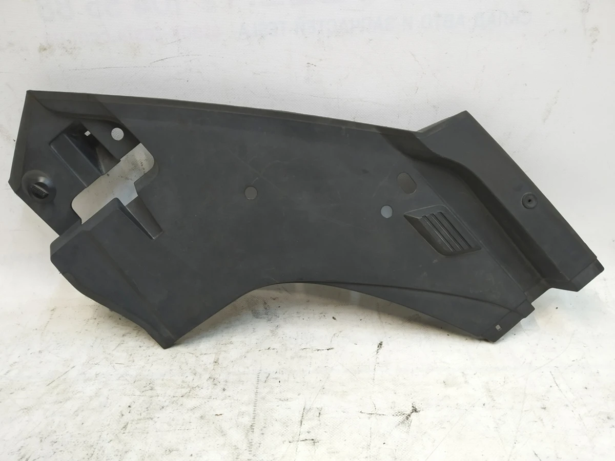 Накладка фари підкапотного простору права Audi Q7 4M0805286A