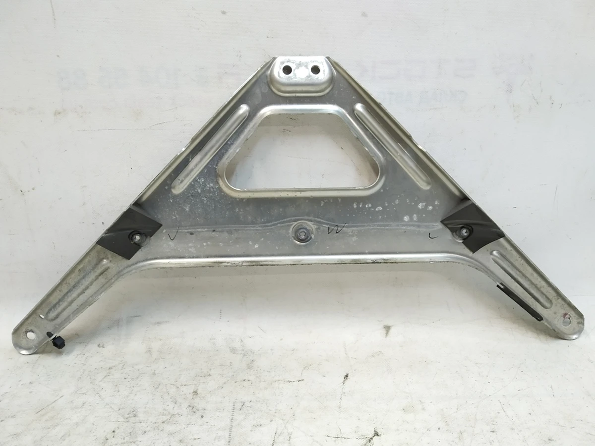 Розтяжка підсилювача додаткового переднього Audi Q7 4M0806303A