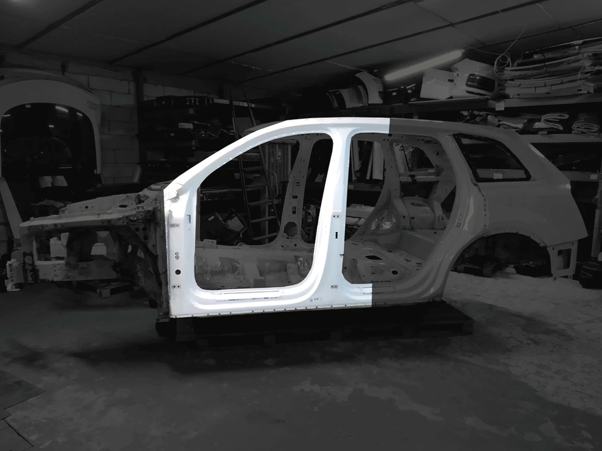 Body part of A/B pillar with threshold left Audi Q7 4M0809839