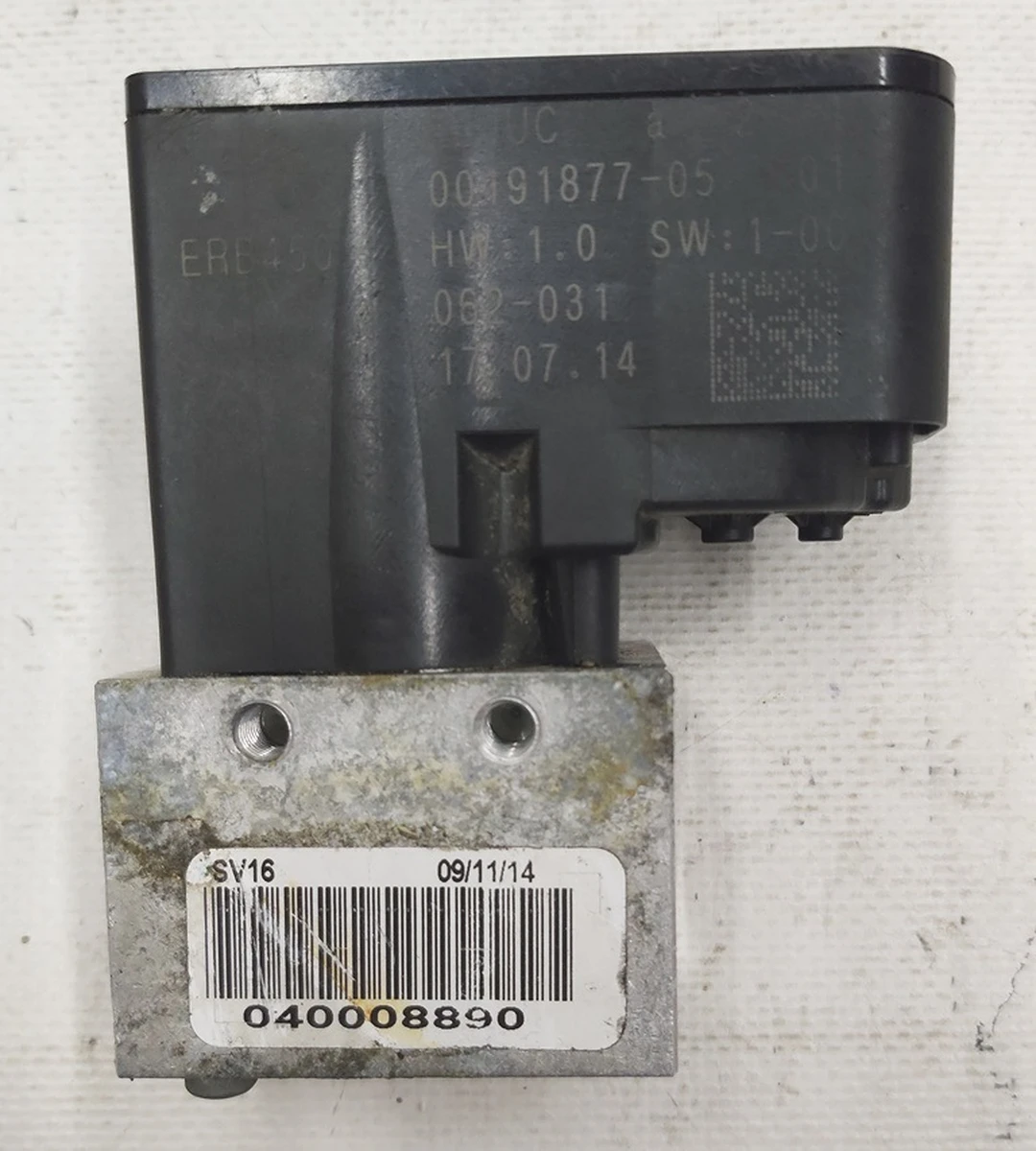 shut-off valve for coolant . D >> - 05.04.2015 Volkswagen E-GOLF 4M0816703