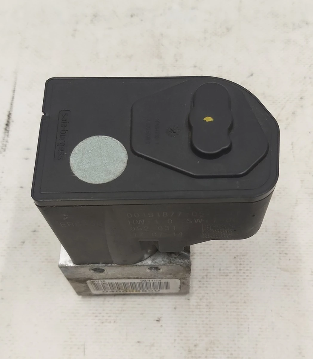 shut-off valve for coolant . D >> - 05.04.2015 Volkswagen E-GOLF 4M0816703