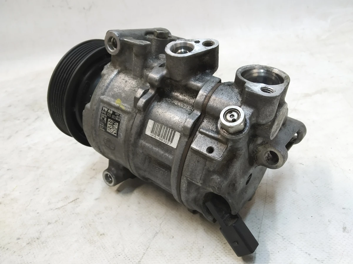 Air conditioning compressor DENSO Audi Q7 4M0820803
