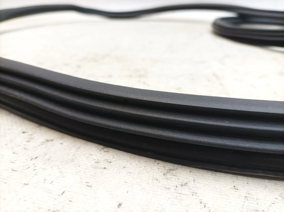 Door seal front inner left right Audi Q7 4M0831721D