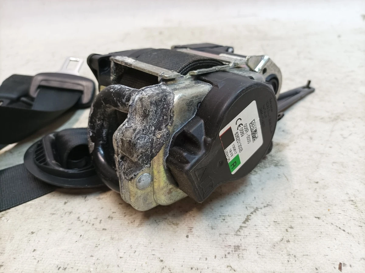 Ремень безопасности трехточечный передний правый с повреждением V04 Audi Q7 4M0857706K