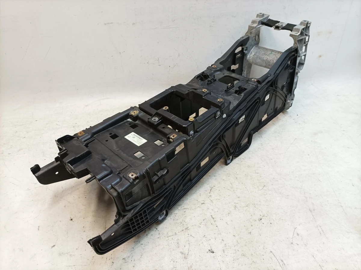 Центральна консоль каркас (поперечні релінги) у зборі з опорою Audi Q7 4M0863243C