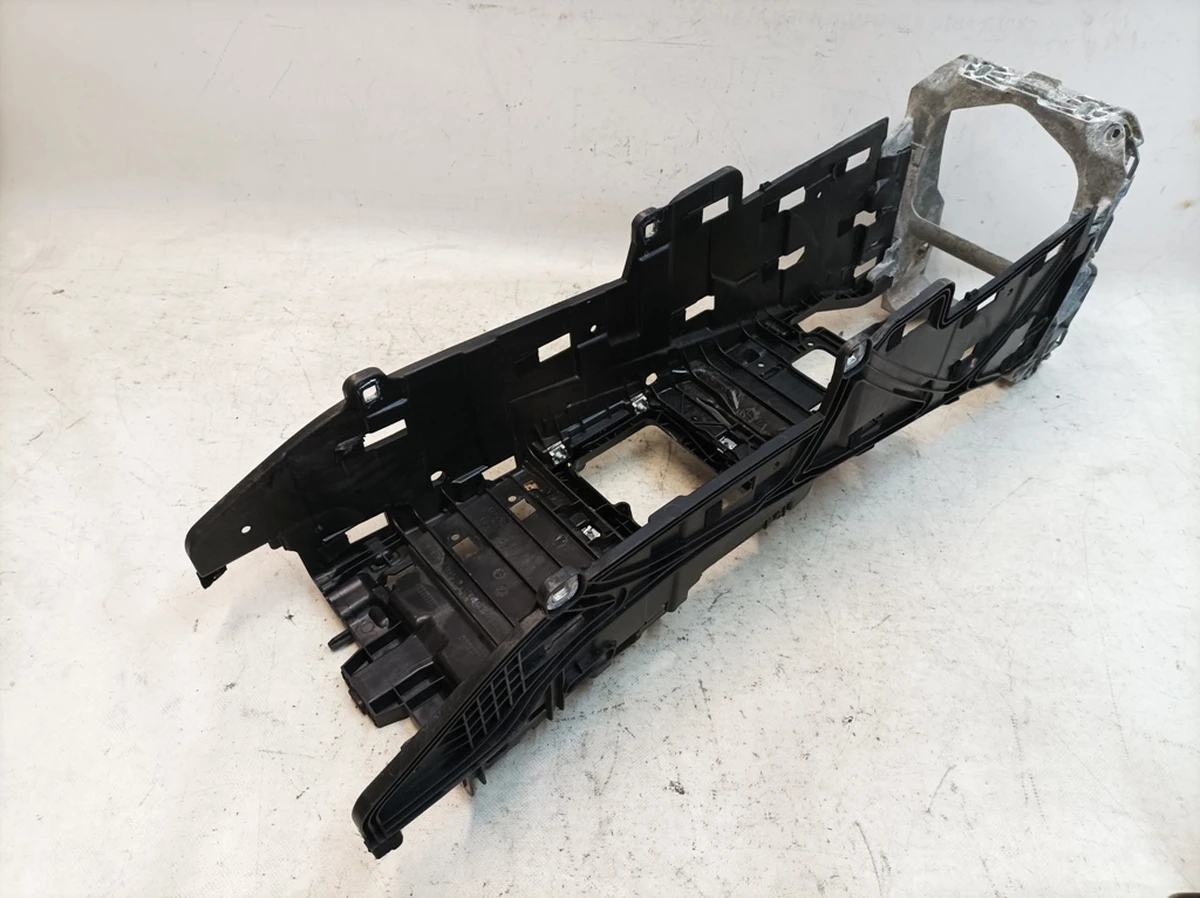 Центральна консоль каркас (поперечні релінги) у зборі з опорою Audi Q7 4M0863243C