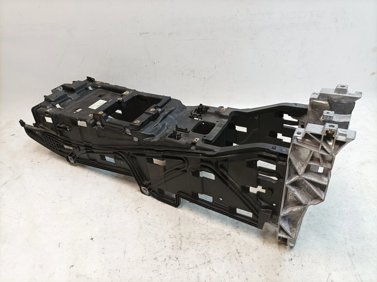 Центральна консоль каркас (поперечні релінги) у зборі з опорою Audi Q7 4M0863243C