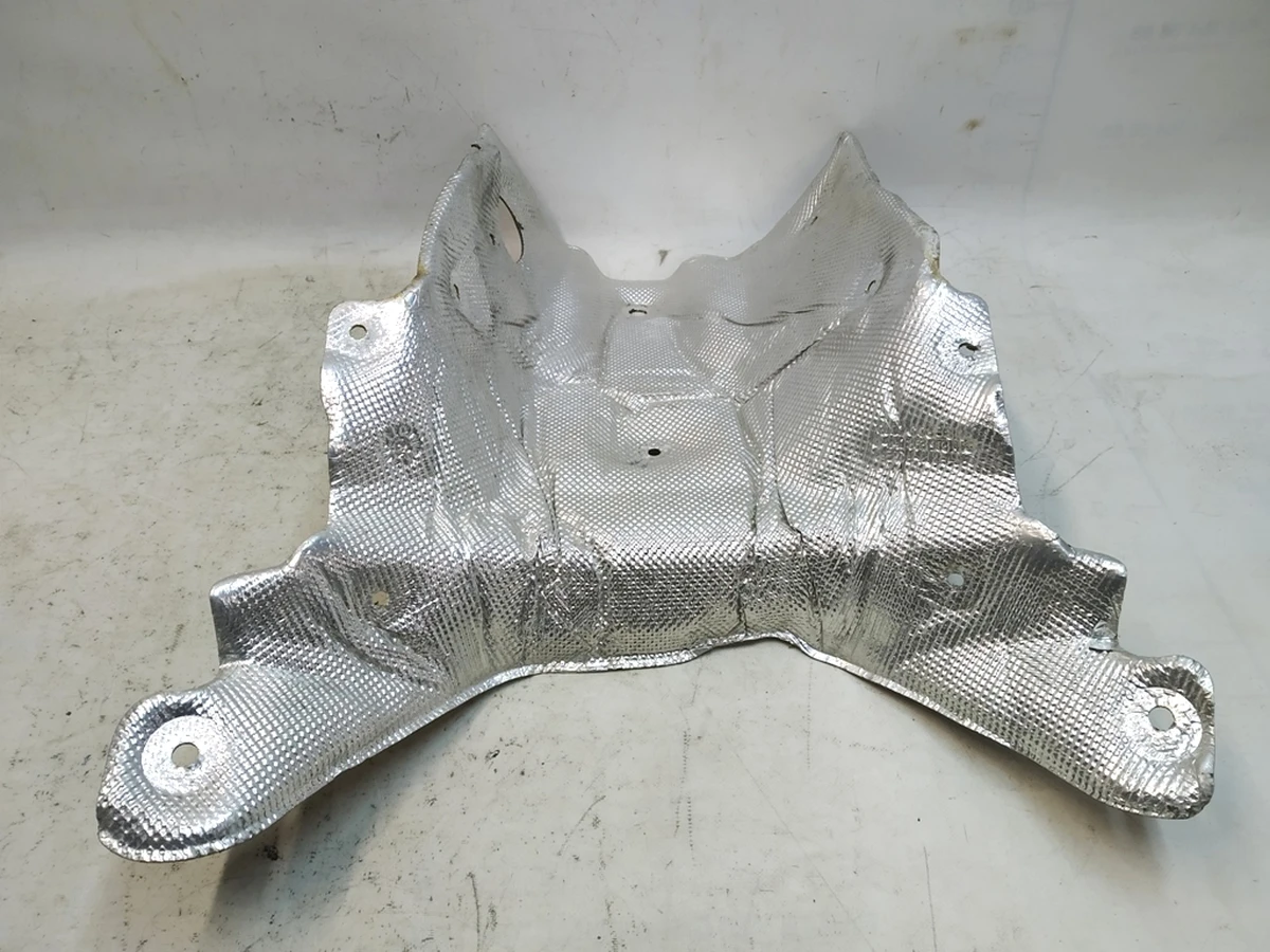 Noise insulation of the partition of the engine compartment Audi Q7 4M0863983N