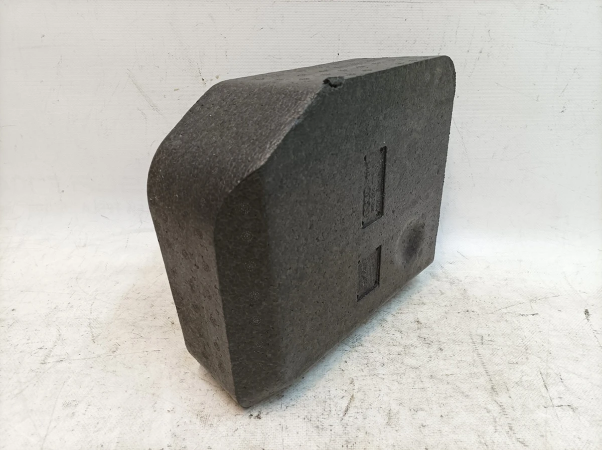 Вставка для пола левая Audi Q7 4M0864771A