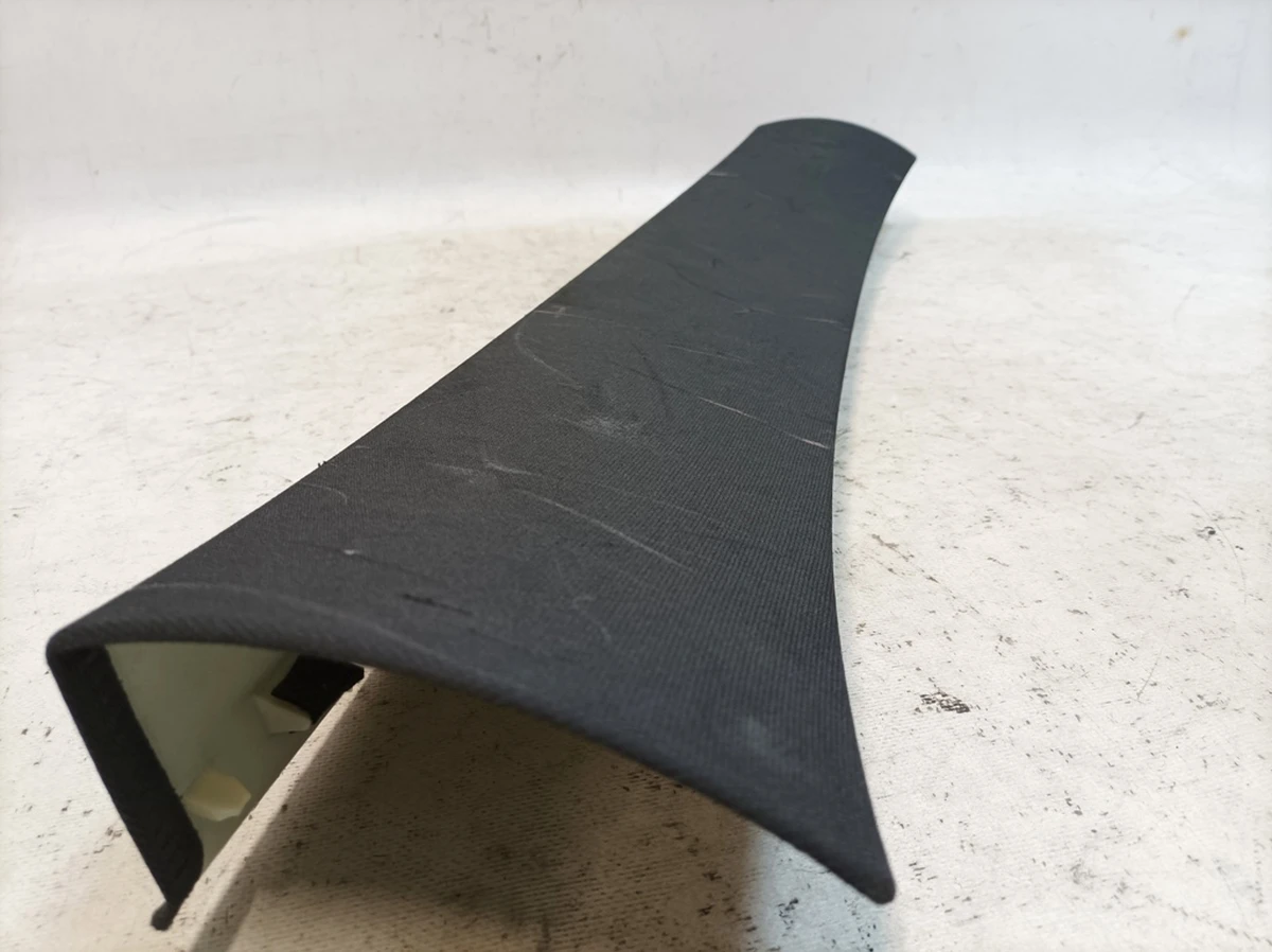 Панель облицовки потолка задняя с повреждением ткани Audi Q7 4M0867839D