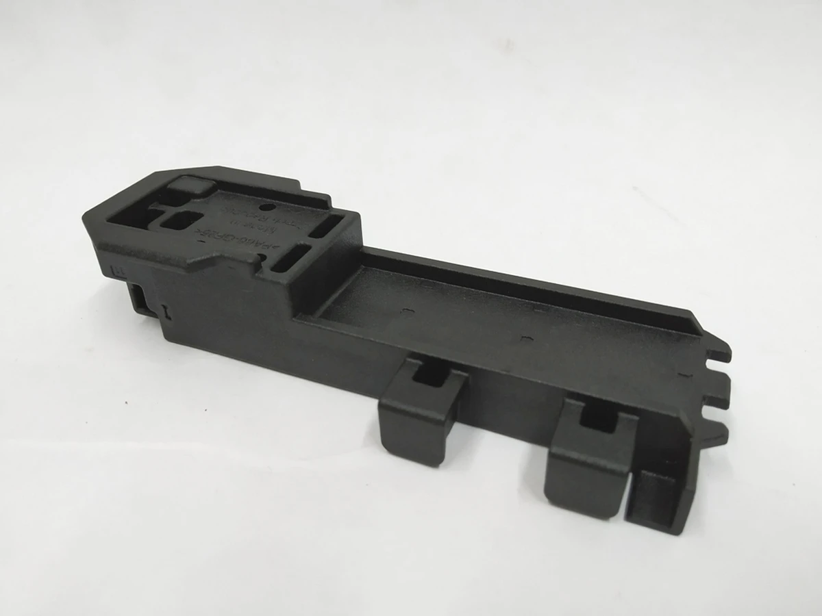 Антена системи санкційного доступу та пуску двигуна (KESSY) Audi E-tron Porsche Taycan 4M0907247A