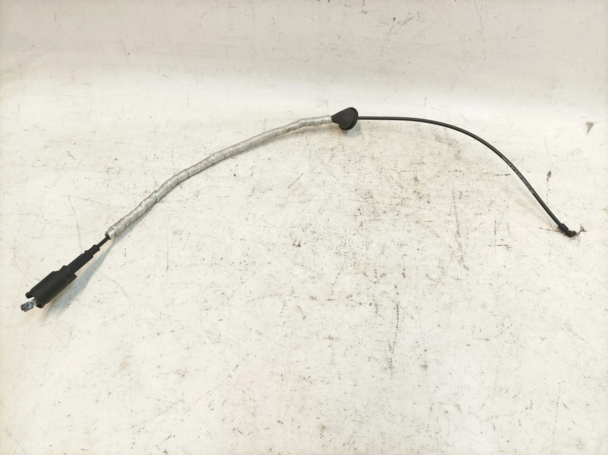 Трос механизма аварийной разблокировки Audi Q7 4M1713035C