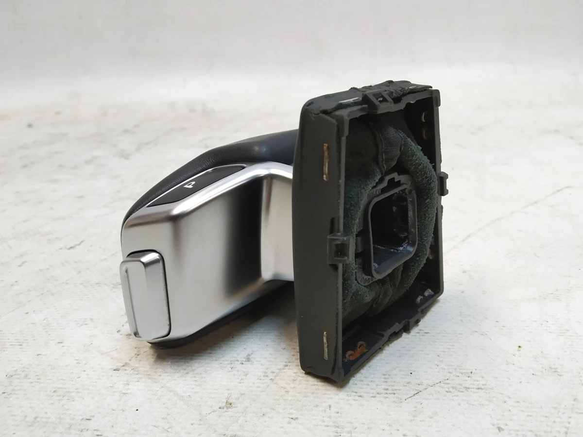 Рукоятка механізму перемикання передач верхня та нижня частини у зборі Audi Q7 4M1713140G