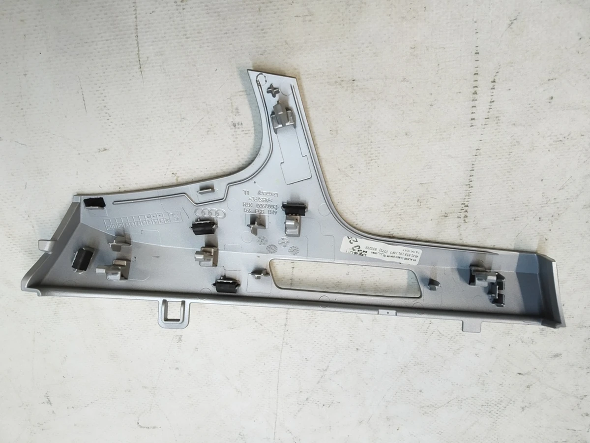 Накладка декоративная передней панели (торпедо) левая NP5 Audi Q7 4M1853191J