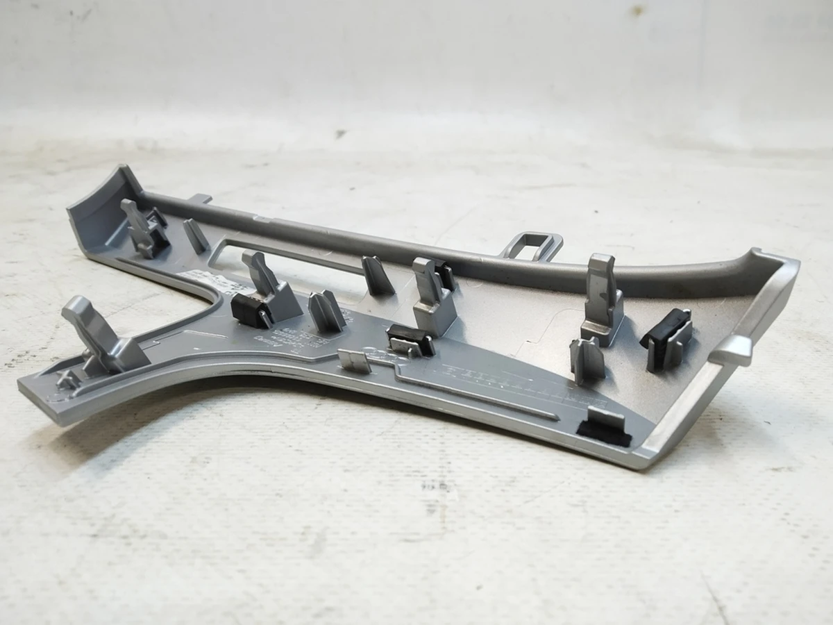 Накладка декоративная передней панели (торпедо) левая NP5 Audi Q7 4M1853191J