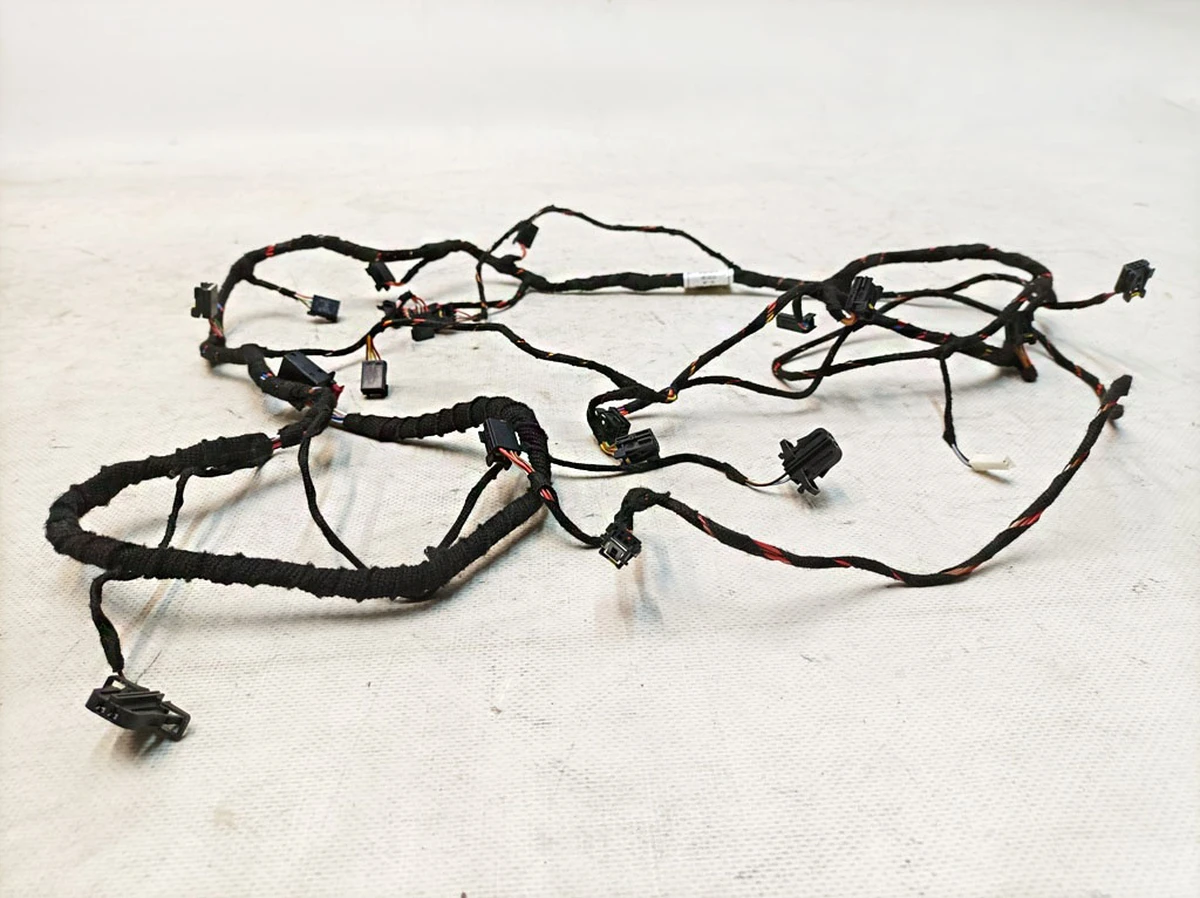 Electrical wiring for electronic air conditioning EY255004 Audi E-tron 4M1971569