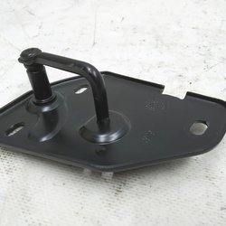 Скоба замка капота Audi E-tron 4M8823185C