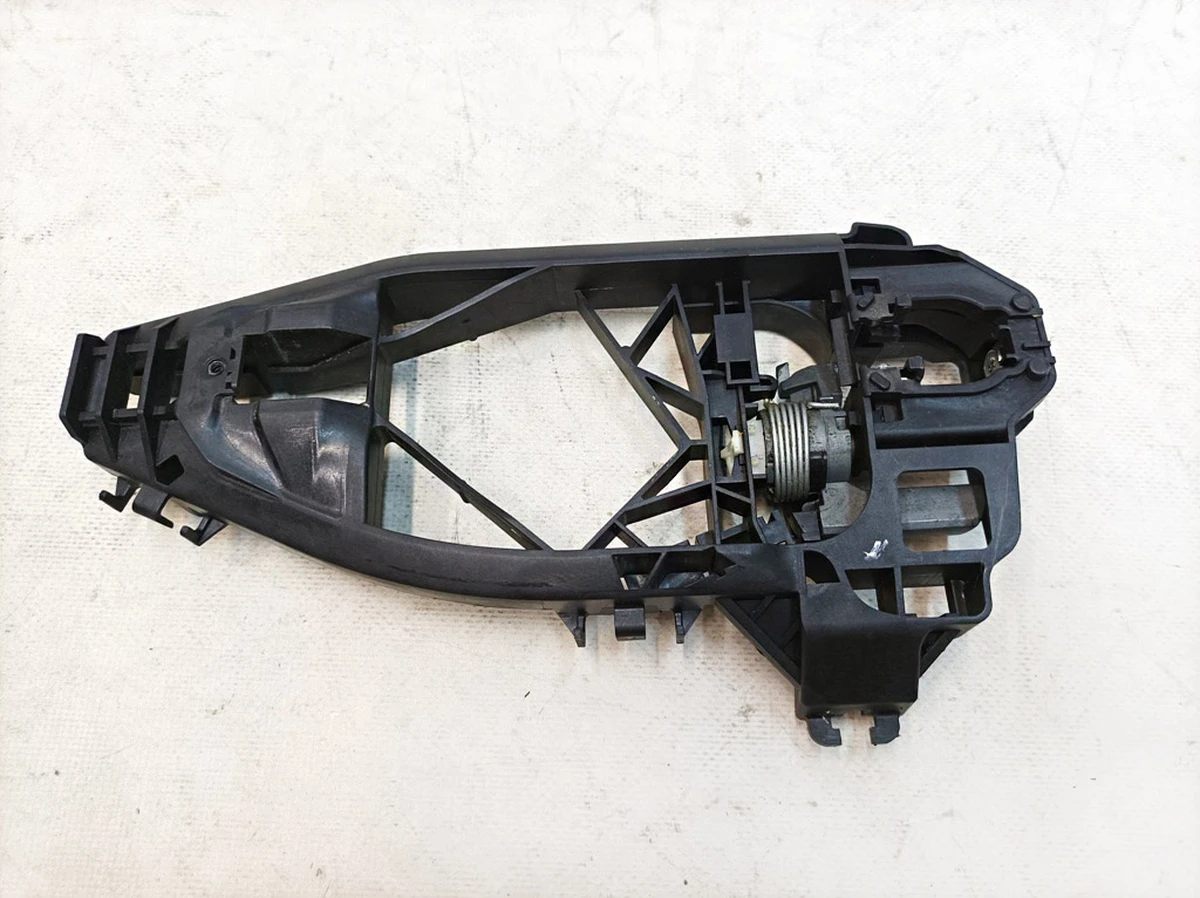 Front rear left outer door handle housing with opening mechanism Audi E-tron 4N0837811B