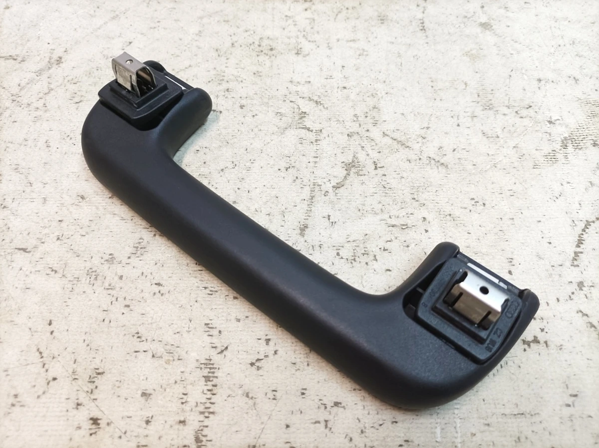 Ручка салона передняя левая правая 1E0 Porsche Taycan 4N0857607