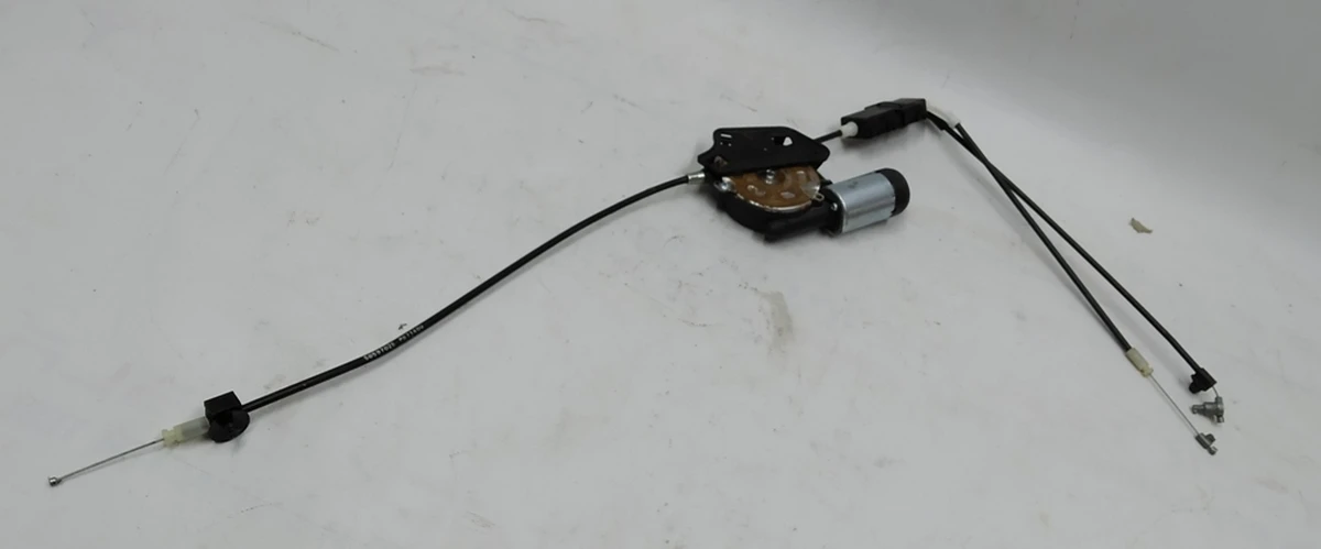 Електродвигун вспомог. Розблок. спинки подвійного лівого сидіння 2-го ряду в зборі з кронш. креп. і тросами (з пошкодженим.) Tesla model X 1135411-00-C