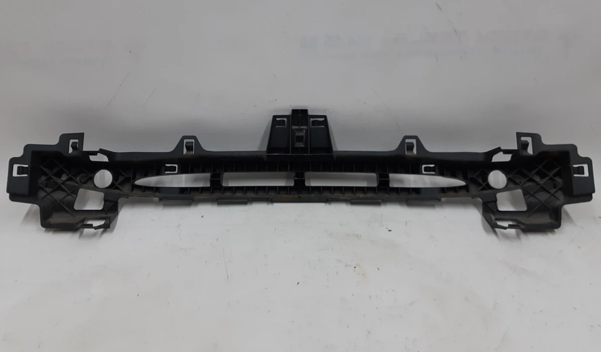 Кронштейн кріплення заднього бампера середній BMW i3 51127306903