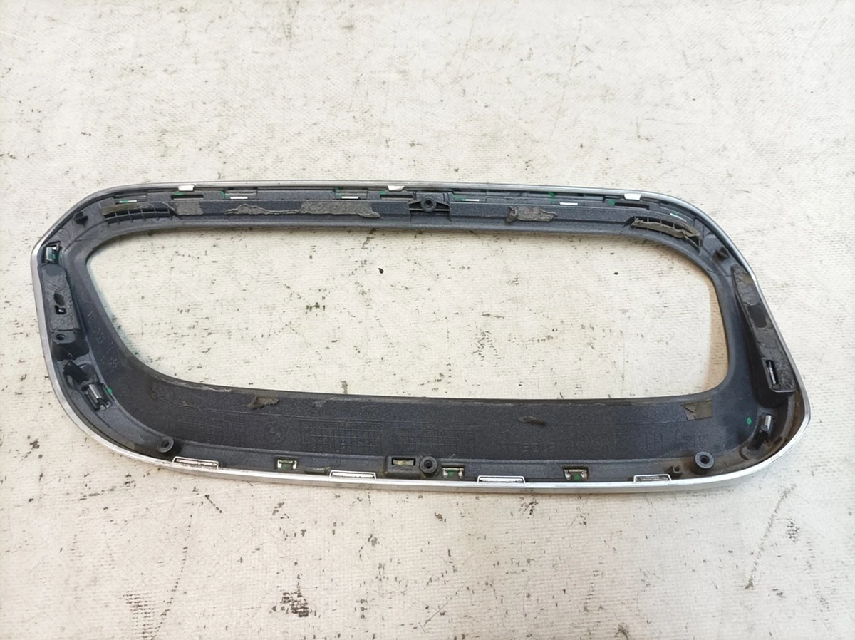 Trim decorative grille front left Frozen Gray BMW I3 51137352701