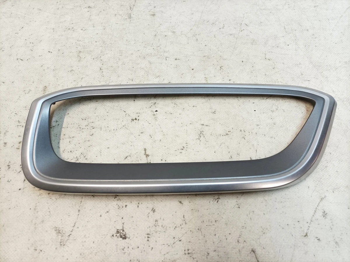 Trim decorative grille front left Frozen Gray BMW I3 51137352701
