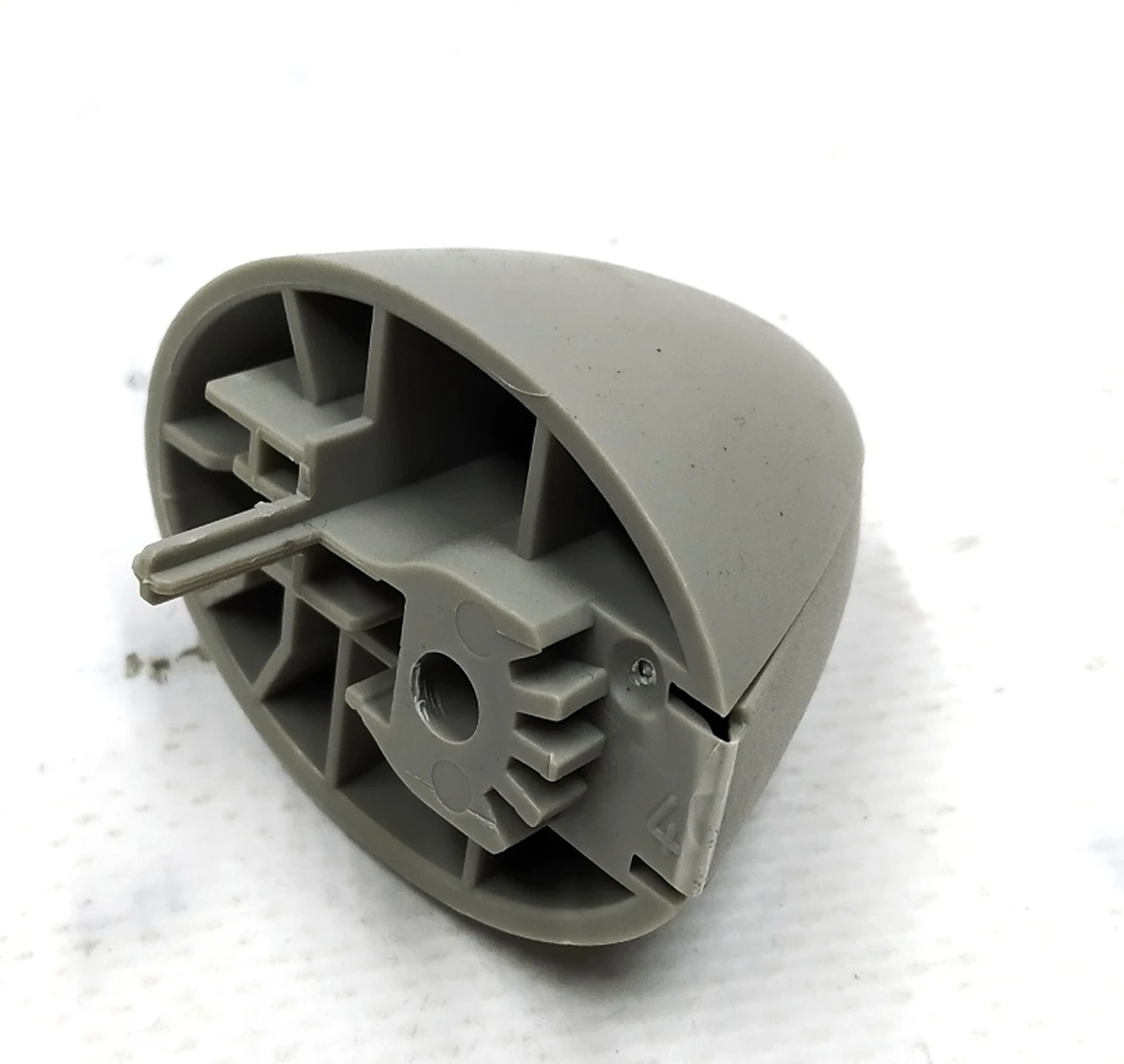 Кронштейн кріплення козирка сонцезахисного BMW i3 51167326405