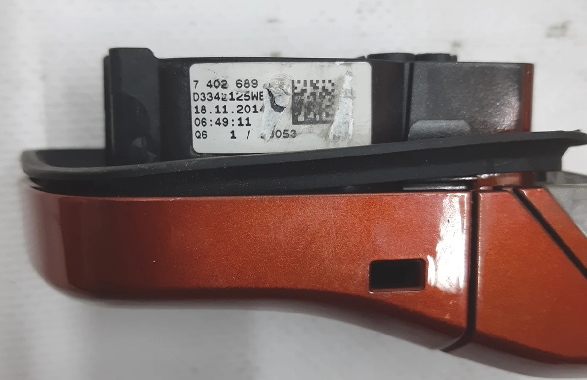 Ручка открытия двери передней левой наружная с защитным колпаком B78 (Solar Orange Metallic) BMW I3 51217408381