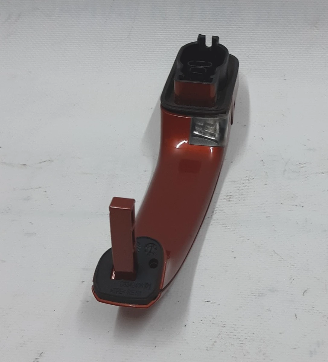 Ручка відкриття дверей передньої правої зовнішня із захисним ковпаком B78 (Solar Orange Metallic) BMW I3 51217408382