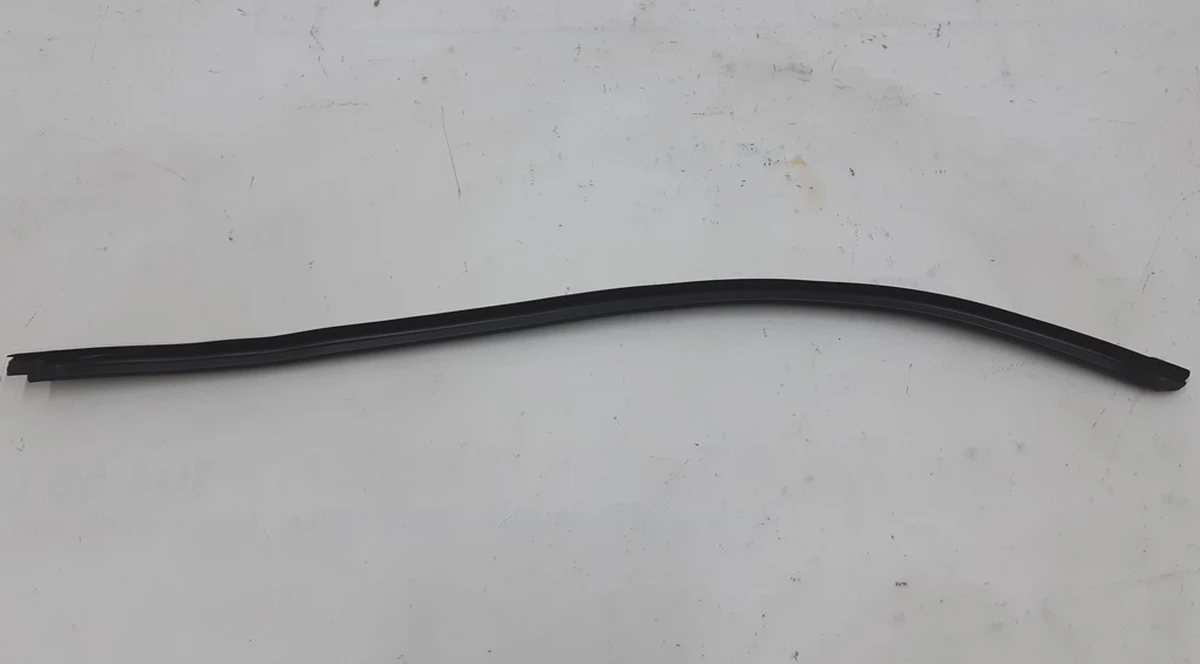 Waistline cover, rear right BMW I3 51357277056