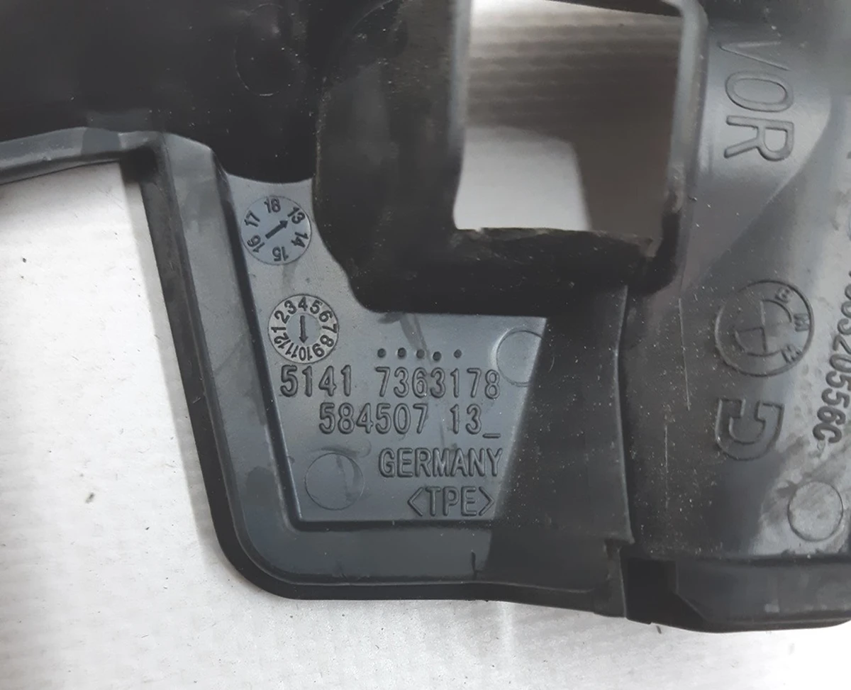 Cover, hinge, front right top BMW I3 51417363178