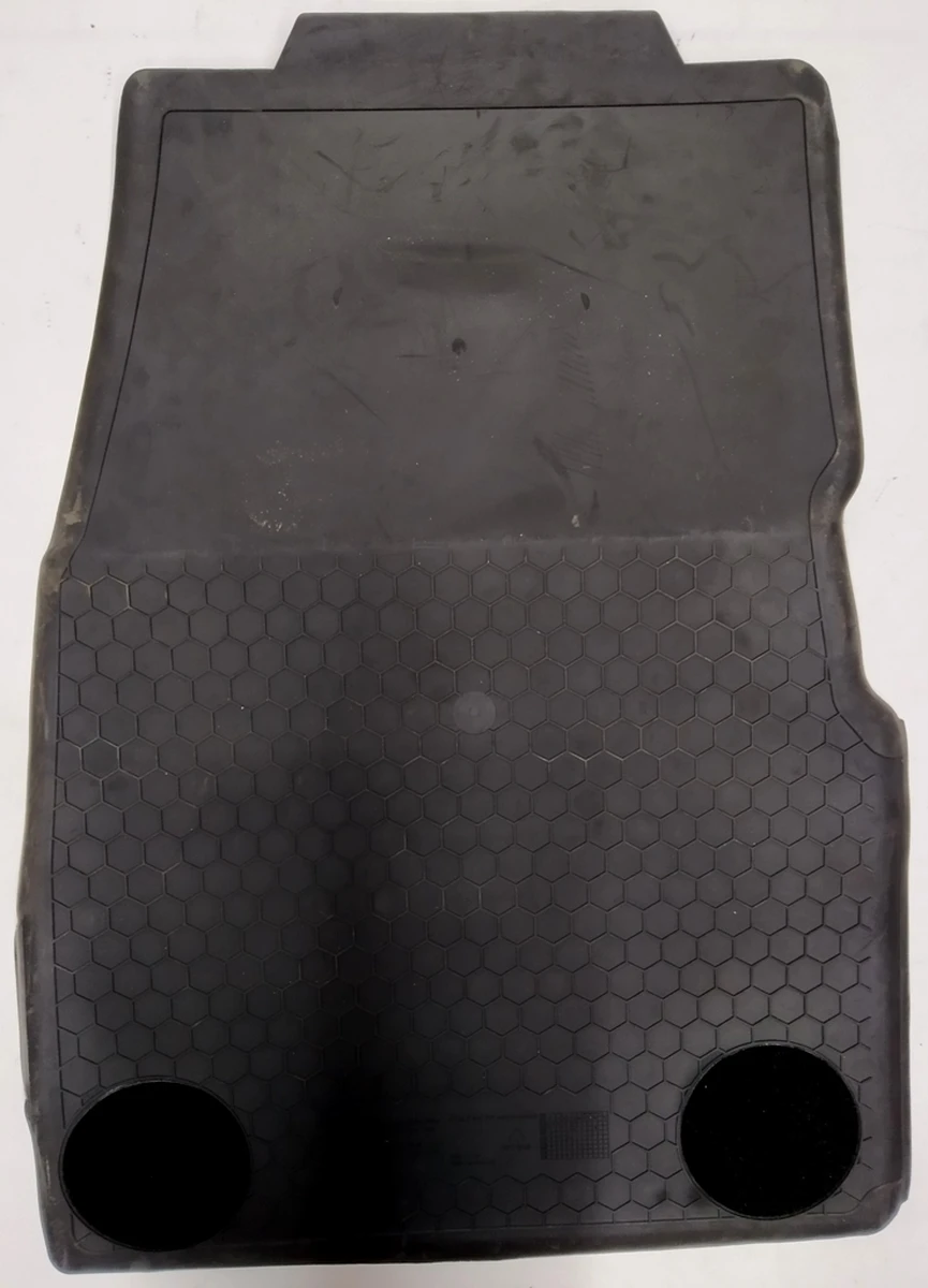 Килимок салону першого ряду сидінь пасажирський (прогумований) BMW i3 51472349826