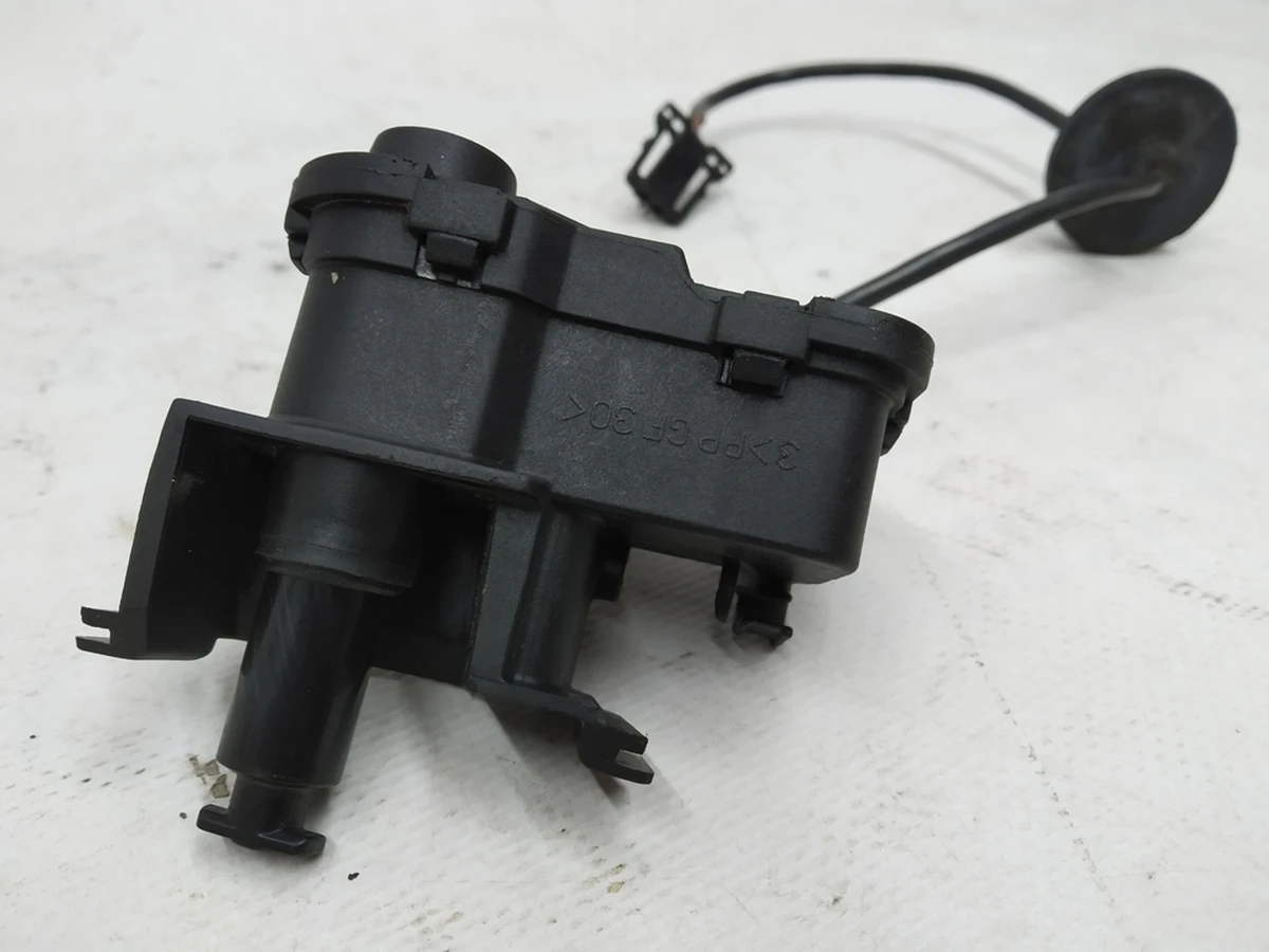 Charging port cover lock (Actuator) Volkswagen E-GOLF 5C6810773H