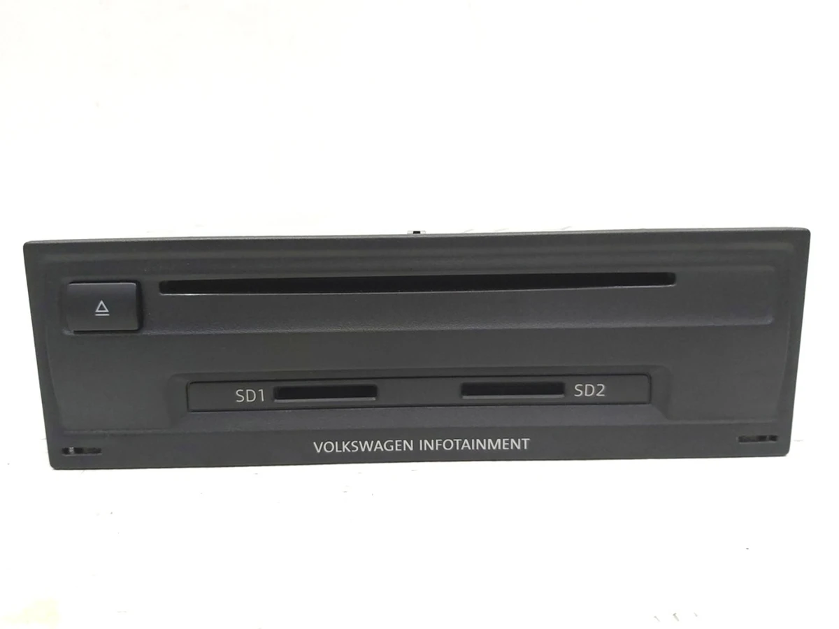 Information electronics control unit with Bluetooth SD / CD radio and navigation system Volkswagen E-GOLF 5G00