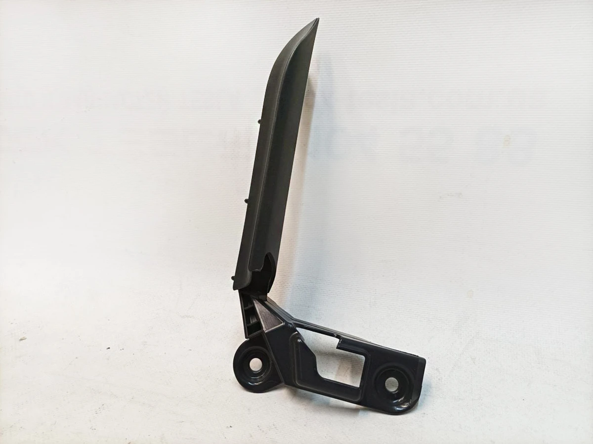 Накладка дверей передньої правої Volkswagen E-GOLF 5G0837974B