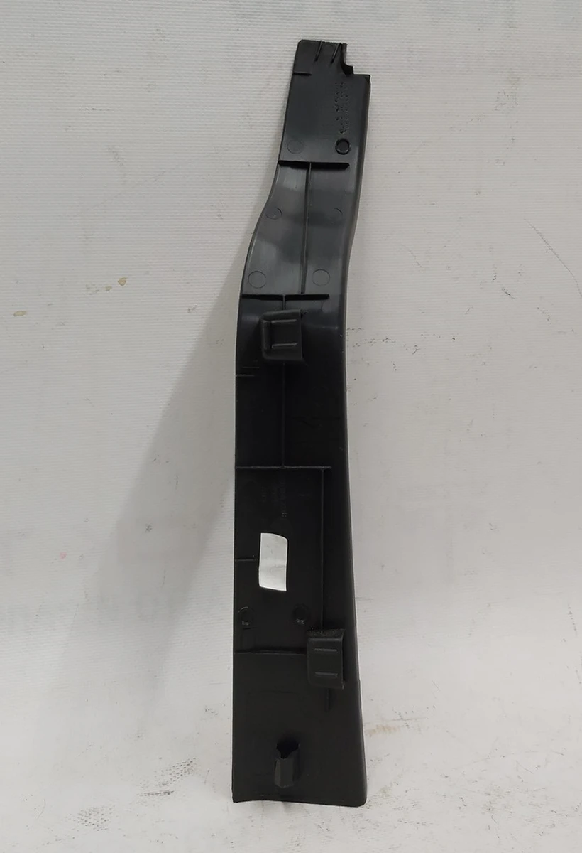 Накладка дверного отвору стійки А передні праві 5G0868224B Volkswagen E-GOLF