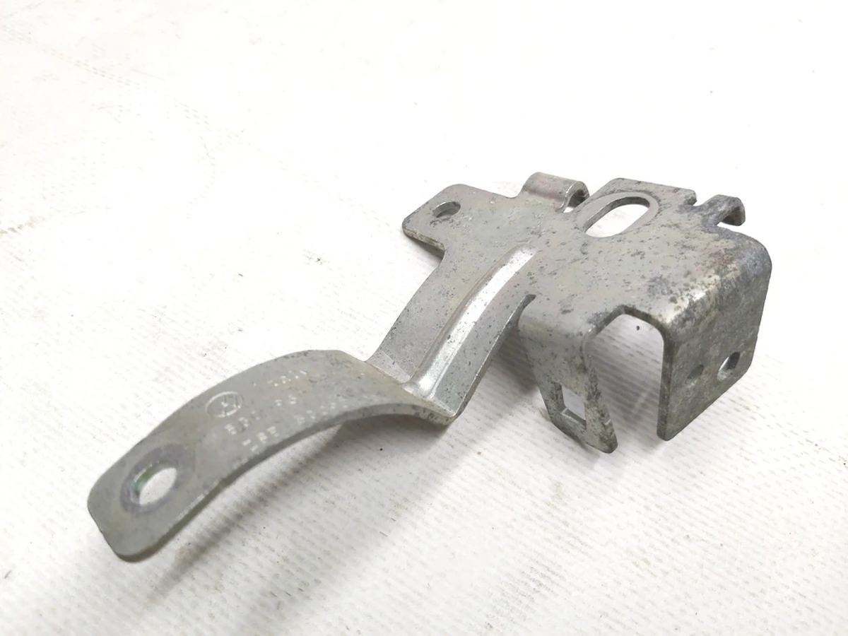 Кронштейн звукового сигналу Volkswagen E-GOLF 5G0951182