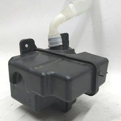 Бачок склоомивача в зборі з насосом кришкою і сіткою VW E-GOLF 5G0955453J