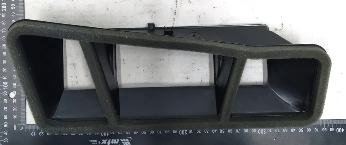 Air duct for central panel 5G1819241 Volkswagen E-GOLF