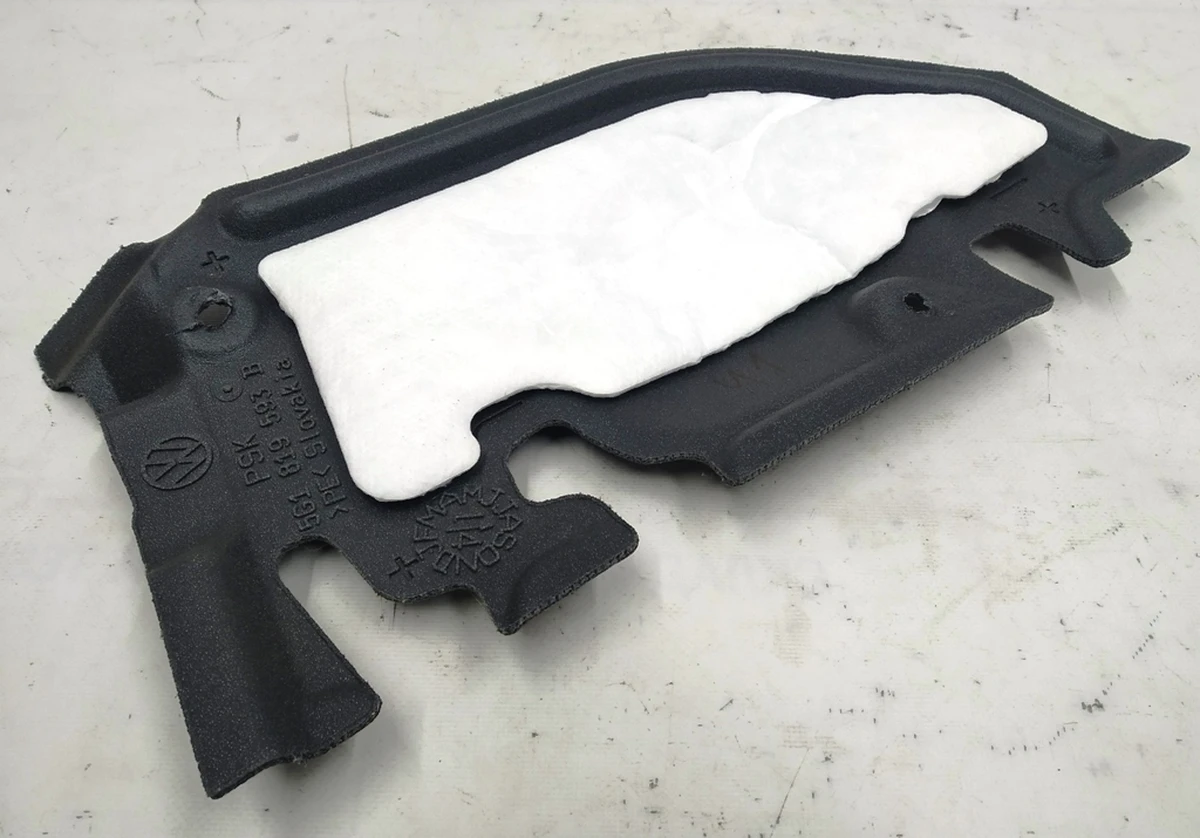 Теплошумоізолятор центральної панелі 5G1819593B Volkswagen E-GOLF