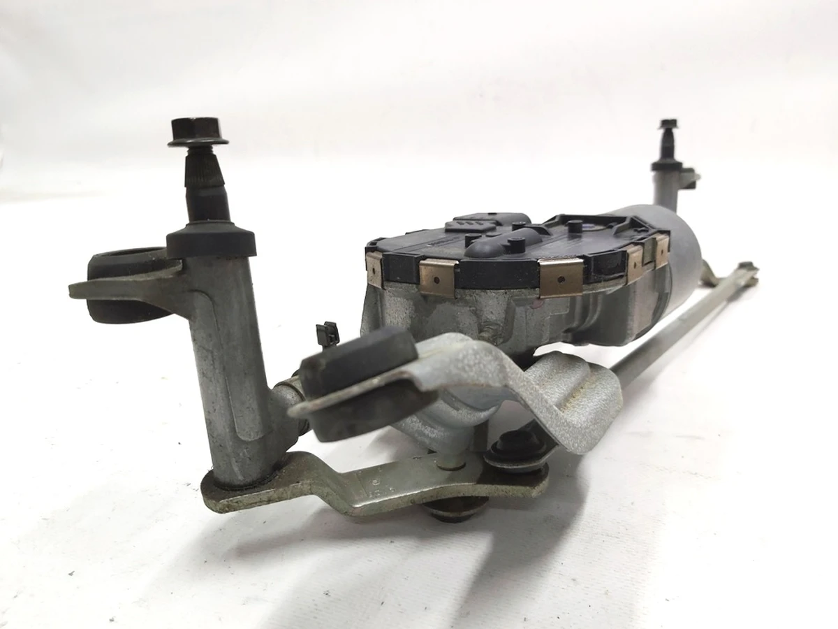 Wiper mount with electric motor assembly VW E-GOLF 5G1955023C